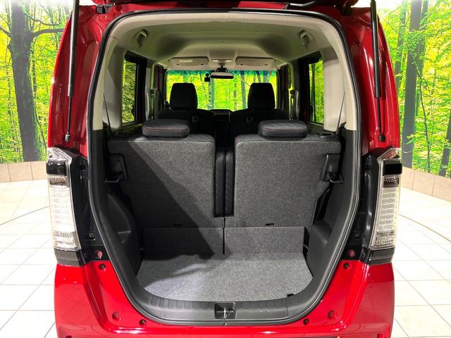 N-BOXカスタム 2トーンカラースタイル G SSパッケージ 禁煙車 両側パワースライドドア 純正ナビ バックカメラ ETC ドライブレコーダー オートエアコン オートライト スマートキー シティブレーキアクティブシステム アームレスト HIDヘッドライト(41枚目)