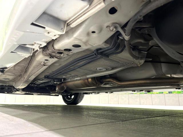 スペーシアカスタム ハイブリッドXSターボ 禁煙車 純正8型ナビ セーフティーサポート 全周囲カメラ クルコン パドルシフト オートハイビーム 車線逸脱警報 シートヒーター LEDヘッド/フォグ ETC スマートキー 革巻きステアリング(39枚目)