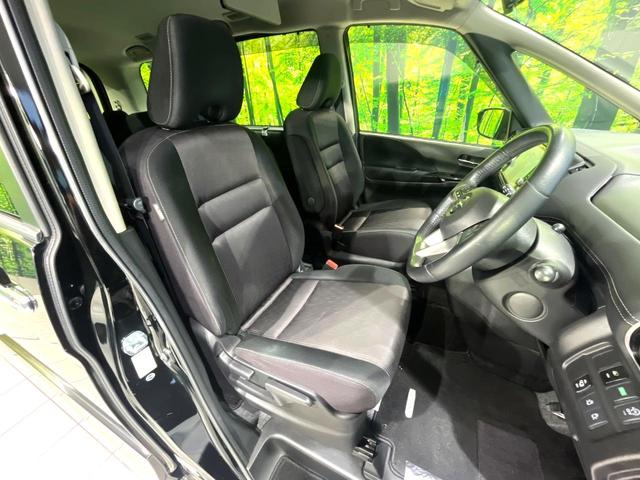 セレナ ハイウェイスターＧ　禁煙車　プロパイロット　純正９型ナビ　全周囲カメラ　フリップダウン　両側電動スライド　ＬＥＤヘッド　シートヒーター　純正１６インチアルミ　革巻きステアリング　リアオートエアコン　ＥＴＣ　フォグ（8枚目）