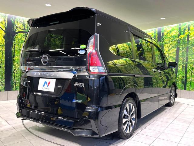 セレナ ハイウェイスターＧ　禁煙車　プロパイロット　純正９型ナビ　全周囲カメラ　フリップダウン　両側電動スライド　ＬＥＤヘッド　シートヒーター　純正１６インチアルミ　革巻きステアリング　リアオートエアコン　ＥＴＣ　フォグ（17枚目）