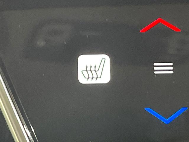 ヴェゼル ハイブリッドZ・ホンダセンシング 禁煙車 純正8型ナビ バックカメラ レーダークルーズ LEDヘッドライト シートヒーター コーナーセンサー ハーフレザーシート 革巻きステアリング 純正17インチアルミ パドルシフト オートライト(6枚目)