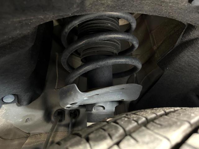 ヴェゼル ハイブリッドZ・ホンダセンシング 禁煙車 純正8型ナビ バックカメラ レーダークルーズ LEDヘッドライト シートヒーター コーナーセンサー ハーフレザーシート 革巻きステアリング 純正17インチアルミ パドルシフト オートライト(20枚目)