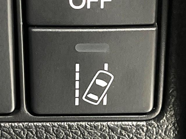 ヴェゼル ハイブリッドZ・ホンダセンシング 禁煙車 純正8型ナビ バックカメラ レーダークルーズ LEDヘッドライト シートヒーター コーナーセンサー ハーフレザーシート 革巻きステアリング 純正17インチアルミ パドルシフト オートライト(25枚目)