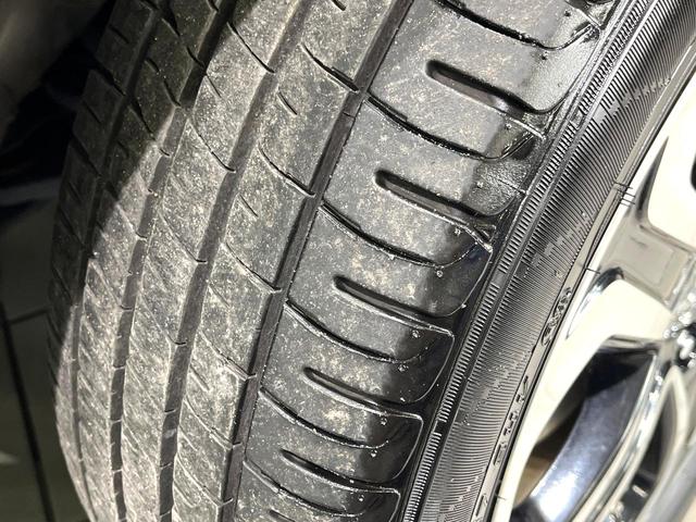 ヴェゼル ハイブリッドZ・ホンダセンシング 禁煙車 純正8型ナビ バックカメラ レーダークルーズ LEDヘッドライト シートヒーター コーナーセンサー ハーフレザーシート 革巻きステアリング 純正17インチアルミ パドルシフト オートライト(60枚目)