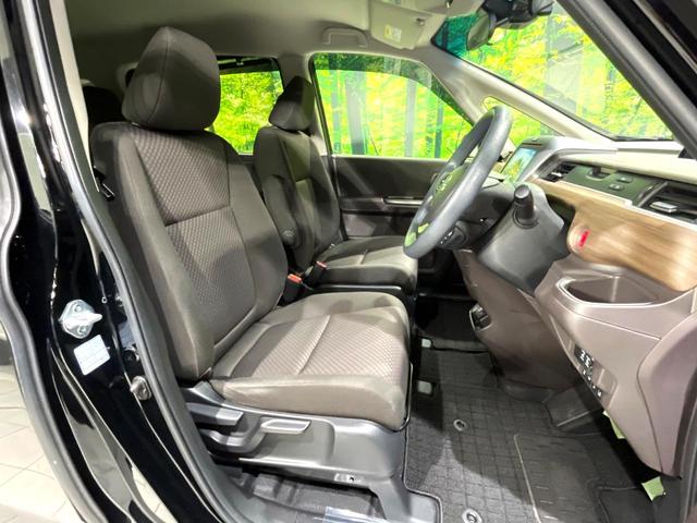 フリード G・ホンダセンシング 禁煙車 純正9型ナビ 両側パワースライドドア シートヒーター 6人乗り レーダークルーズコントロール Bluetooth バックカメラ LEDヘッドライト スマートキー オートエアコン ETC(8枚目)