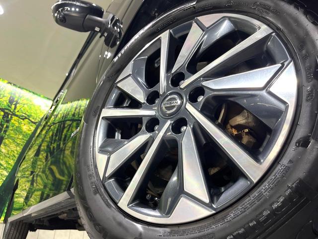 【純正16インチアルミホイール】外観にマッチした純正アルミホイールを装着しております。各種社外アルミホイールや、スタッドレスタイヤも取扱いしております。是非ご相談ください♪