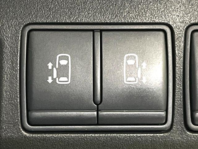 セレナ ハイウェイスター S-ハイブリッド Vセレクション 禁煙車 フリップダウンモニター 両側電動スライドドア 純正ナビ バックカメラ リアオートエアコン ETC クルーズコントロール オートライト Bluetooth再生 ロールサンシェード(6枚目)