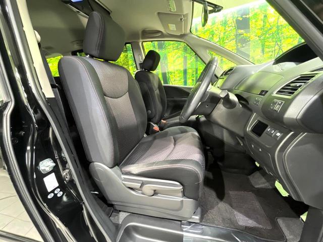 セレナ ハイウェイスター S-ハイブリッド Vセレクション 禁煙車 フリップダウンモニター 両側電動スライドドア 純正ナビ バックカメラ リアオートエアコン ETC クルーズコントロール オートライト Bluetooth再生 ロールサンシェード(8枚目)