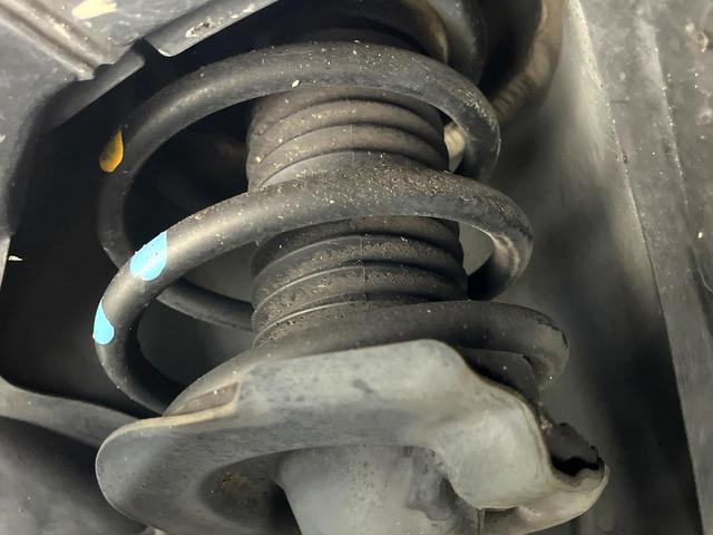 セレナ ハイウェイスター S-ハイブリッド Vセレクション 禁煙車 フリップダウンモニター 両側電動スライドドア 純正ナビ バックカメラ リアオートエアコン ETC クルーズコントロール オートライト Bluetooth再生 ロールサンシェード(21枚目)