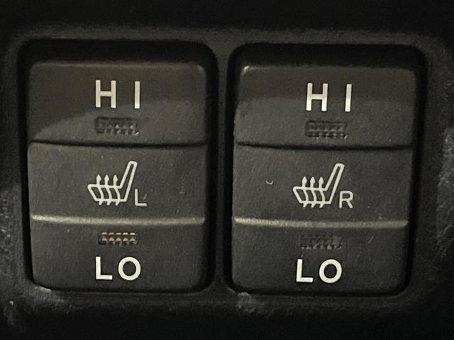 エスクァイア ハイブリッドGi プレミアムパッケージ 禁煙車 純正9型ナビ フリップダウンモニター 両側電動スライドドア セーフティセンス バックカメラ シートヒーター LEDヘッドライト クルーズコントロール ステアリングヒーター オートハイビーム(35枚目)