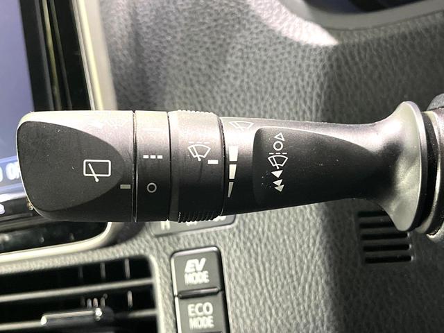 エスクァイア ハイブリッドGi プレミアムパッケージ 禁煙車 純正9型ナビ フリップダウンモニター 両側電動スライドドア セーフティセンス バックカメラ シートヒーター LEDヘッドライト クルーズコントロール ステアリングヒーター オートハイビーム(47枚目)