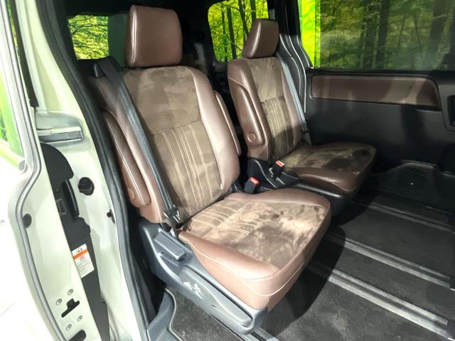 エスクァイア ハイブリッドGi プレミアムパッケージ 禁煙車 純正9型ナビ フリップダウンモニター 両側電動スライドドア セーフティセンス バックカメラ シートヒーター LEDヘッドライト クルーズコントロール ステアリングヒーター オートハイビーム(50枚目)