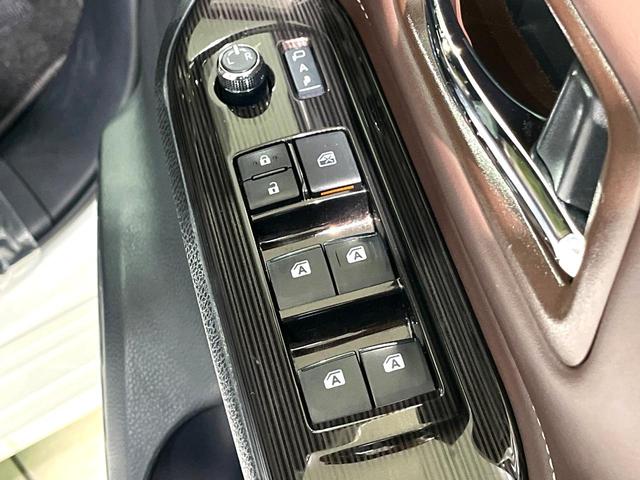 エスクァイア ハイブリッドGi プレミアムパッケージ 禁煙車 純正9型ナビ フリップダウンモニター 両側電動スライドドア セーフティセンス バックカメラ シートヒーター LEDヘッドライト クルーズコントロール ステアリングヒーター オートハイビーム(58枚目)