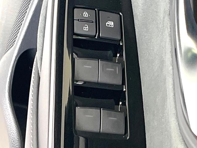 クラウンハイブリッド S エレガンススタイル 禁煙車 純正ナビ 全周囲カメラ レーダークルーズ AC100V電源 ブラインドスポットモニター シートヒーター オートハイビーム オートマチックハイビーム パーキングアシスト(35枚目)
