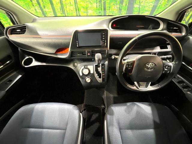 シエンタ G 禁煙車 純正ナビ バックカメラ 両側電動スライドドア ETC オートライト Bluetooth再生 LEDヘッドライト オートエアコン 純正革巻きステアリング ドラレコ ステアリングスイッチ(2枚目)