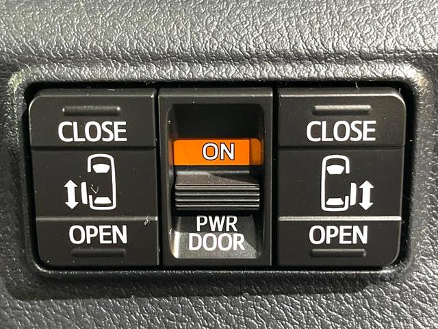 シエンタ G 禁煙車 純正ナビ バックカメラ 両側電動スライドドア ETC オートライト Bluetooth再生 LEDヘッドライト オートエアコン 純正革巻きステアリング ドラレコ ステアリングスイッチ(5枚目)