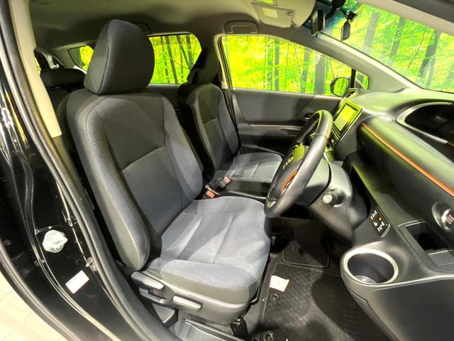 シエンタ G 禁煙車 純正ナビ バックカメラ 両側電動スライドドア ETC オートライト Bluetooth再生 LEDヘッドライト オートエアコン 純正革巻きステアリング ドラレコ ステアリングスイッチ(8枚目)