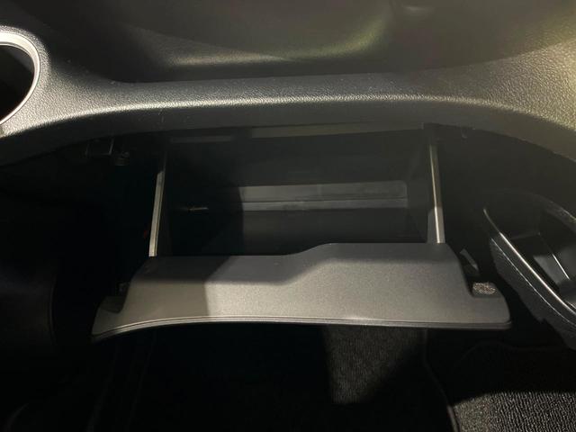 シエンタ G 禁煙車 純正ナビ バックカメラ 両側電動スライドドア ETC オートライト Bluetooth再生 LEDヘッドライト オートエアコン 純正革巻きステアリング ドラレコ ステアリングスイッチ(36枚目)