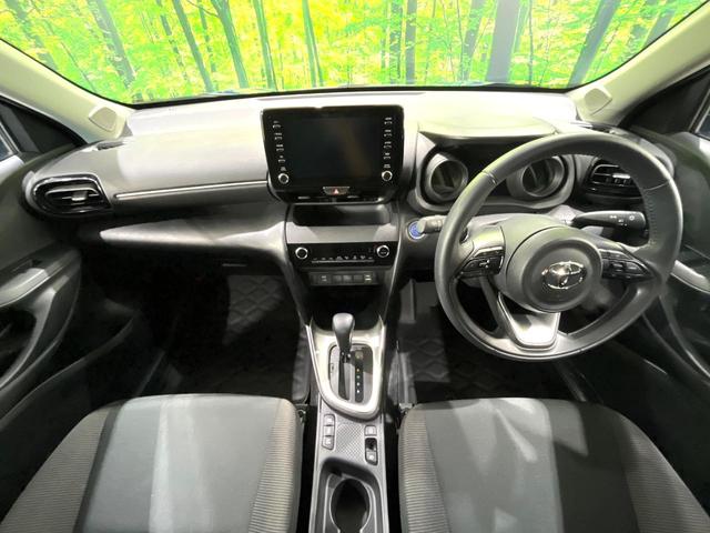 ヤリスクロス ハイブリッドＧ　禁煙車　純正８型ナビ　全周囲カメラ　レーダークルーズ　ブラインドスポットモニター　トヨタセーフティセンス　オートハイビーム　ＥＴＣ　Ｂｌｕｅｔｏｏｔｈ再生　ＬＥＤヘッドライト　１６インチアルミホイール（2枚目）