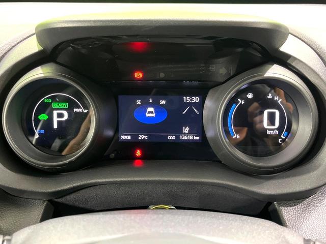 ヤリスクロス ハイブリッドＧ　禁煙車　純正８型ナビ　全周囲カメラ　レーダークルーズ　ブラインドスポットモニター　トヨタセーフティセンス　オートハイビーム　ＥＴＣ　Ｂｌｕｅｔｏｏｔｈ再生　ＬＥＤヘッドライト　１６インチアルミホイール（34枚目）