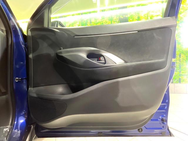 ヤリスクロス ハイブリッドＧ　禁煙車　純正８型ナビ　全周囲カメラ　レーダークルーズ　ブラインドスポットモニター　トヨタセーフティセンス　オートハイビーム　ＥＴＣ　Ｂｌｕｅｔｏｏｔｈ再生　ＬＥＤヘッドライト　１６インチアルミホイール（50枚目）