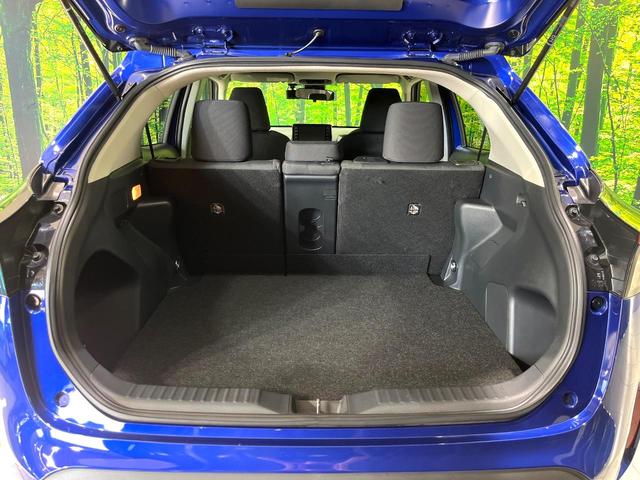 ヤリスクロス ハイブリッドＧ　禁煙車　純正８型ナビ　全周囲カメラ　レーダークルーズ　ブラインドスポットモニター　トヨタセーフティセンス　オートハイビーム　ＥＴＣ　Ｂｌｕｅｔｏｏｔｈ再生　ＬＥＤヘッドライト　１６インチアルミホイール（52枚目）