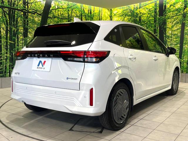 ノート X 禁煙車 メーカー純正9型ナビ 全周囲カメラ 衝突軽減装置 デジタルミラー LEDヘッド コーナーセンサー ETC オートハイビーム オートライト Bluetooth再生 電動格納ミラー(17枚目)