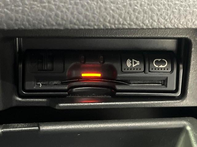 セレナ ハイウェイスターＳ－ＨＶアドバンスドセーフティパック　禁煙車　両側電動スライドドア　エマージェンシーブレーキ　純正８型ナビ　全周囲カメラ　ＥＴＣ　デジタルインナミラー　クルーズコントロール　レーンキープ　コーナーセンサー　リアオートエアコン（7枚目）