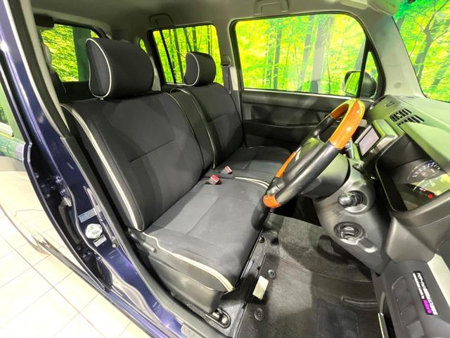 ピクシススペース カスタム X 禁煙車 純正ナビ スマートキー Bluetooth再生 HIDヘッド ウッドコンビステアリング 純正14インチアルミ オートエアコン CD/DVD再生 電動格納ミラー パワーウィンドウ(8枚目)