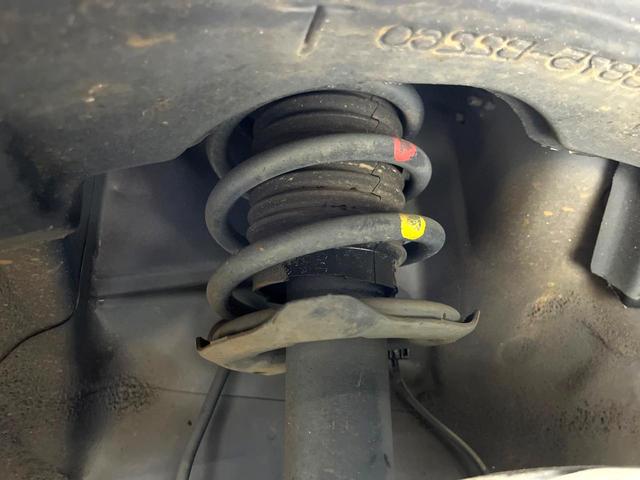 ピクシススペース カスタム X 禁煙車 純正ナビ スマートキー Bluetooth再生 HIDヘッド ウッドコンビステアリング 純正14インチアルミ オートエアコン CD/DVD再生 電動格納ミラー パワーウィンドウ(20枚目)