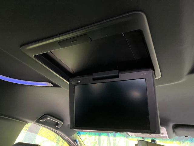 ヴェルファイア 2.5Z Aエディション ゴールデンアイズ 禁煙車 フリップダウンモニター モデリスタエアロ 両側電動スライドドア 純正10型ナビ 純正18インチアルミホイール クルーズコントロール ETC2.0 パワーバックドア オットマン(4枚目)