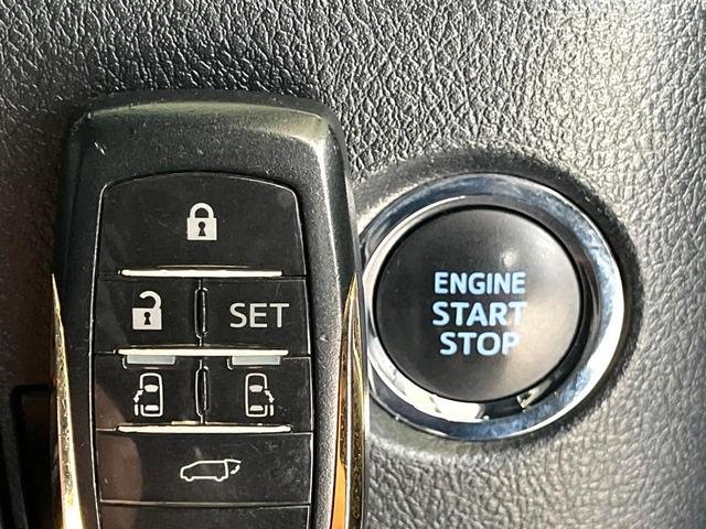 ヴェルファイア 2.5Z Aエディション ゴールデンアイズ 禁煙車 フリップダウンモニター モデリスタエアロ 両側電動スライドドア 純正10型ナビ 純正18インチアルミホイール クルーズコントロール ETC2.0 パワーバックドア オットマン(26枚目)