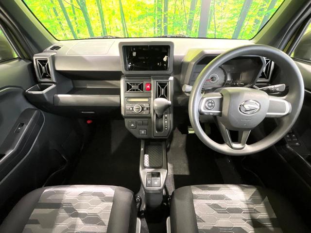 タフト X 禁煙車 ガラスルーフ スマートアシスト コーナーセンサー 車線逸脱警報 オートハイビーム スマートキー LEDヘッド 電動パーキング ステアリングスイッチ 電動格納ミラー アイドリングストップ(2枚目)