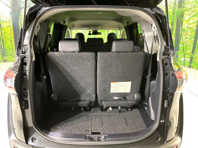 シエンタ ハイブリッドG クエロ 禁煙車 両側電動スライドドア 純正9型ナビ 全周囲カメラ トヨタセーフティセンス ステアリングヒーター コーナーセンサー シートヒーター レーンキープ LEDヘッド ETC クルコン オートハイビーム(11枚目)