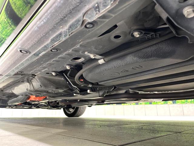 シエンタ ハイブリッドG クエロ 禁煙車 両側電動スライドドア 純正9型ナビ 全周囲カメラ トヨタセーフティセンス ステアリングヒーター コーナーセンサー シートヒーター レーンキープ LEDヘッド ETC クルコン オートハイビーム(21枚目)