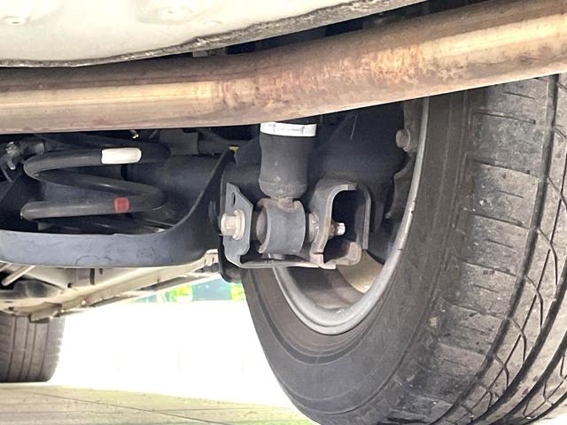 ノア Ｓｉ　ダブルバイビー　禁煙車　両側電動スライドドア　純正１０型ナビ　バックカメラ　セーフティセンス　クルーズコントロール　スマートキー　ＬＥＤヘッド　ＥＴＣ　オートハイビーム　車線逸脱警報　デュアルオートエアコン（23枚目）