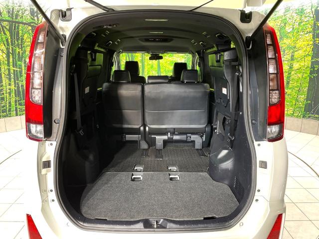 ノア Ｓｉ　ダブルバイビー　禁煙車　両側電動スライドドア　純正１０型ナビ　バックカメラ　セーフティセンス　クルーズコントロール　スマートキー　ＬＥＤヘッド　ＥＴＣ　オートハイビーム　車線逸脱警報　デュアルオートエアコン（46枚目）