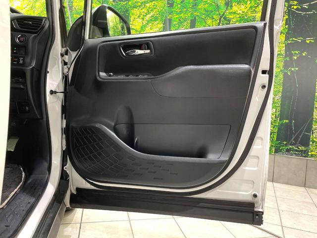 ノア Ｓｉ　ダブルバイビー　禁煙車　両側電動スライドドア　純正１０型ナビ　バックカメラ　セーフティセンス　クルーズコントロール　スマートキー　ＬＥＤヘッド　ＥＴＣ　オートハイビーム　車線逸脱警報　デュアルオートエアコン（48枚目）