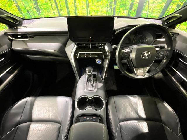 ハリアーハイブリッド Z レザーパッケージ 禁煙車 調光パノラマルーフ JBLサウンド 純正9型ナビ 全周囲カメラ レーダークルーズ 黒革シート シートベンチレーション メモリーシート LEDヘッド ハンズフリーパワーバッックドア ETC(2枚目)