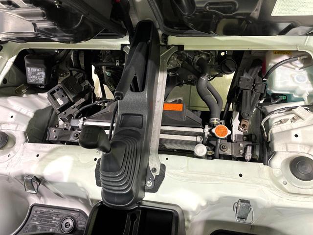 親切・丁寧な専門メカニックスタッフが応対！・車検・点検整備・事故等の修理などアフターサービスも安心。お車のカスタマイズもネクステージのサービススタッフまでご相談ください！