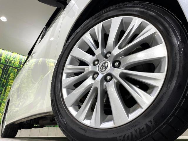 アルファード ２４０Ｓ　Ｃパッケージ　禁煙車　サンルーフ　両側電動スライドドア　フリップダウンモニター　ディスプレイオーディオ　バックカメラ　パワーバックドア　パワーシート　二列目シートオットマン　コーナーセンサー　リアオートエアコン（13枚目）