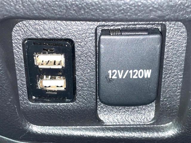 アルファード ２４０Ｓ　Ｃパッケージ　禁煙車　サンルーフ　両側電動スライドドア　フリップダウンモニター　ディスプレイオーディオ　バックカメラ　パワーバックドア　パワーシート　二列目シートオットマン　コーナーセンサー　リアオートエアコン（38枚目）