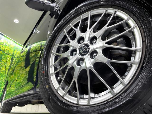 ノア ハイブリッドSi ダブルバイビー 禁煙車 両側電動スライドドア 純正10型ナビ フリップダウンモニター バックカメラ トヨタセーフティセンス シートヒーター リアオートエアコン クルコン LEDヘッド ETC(13枚目)