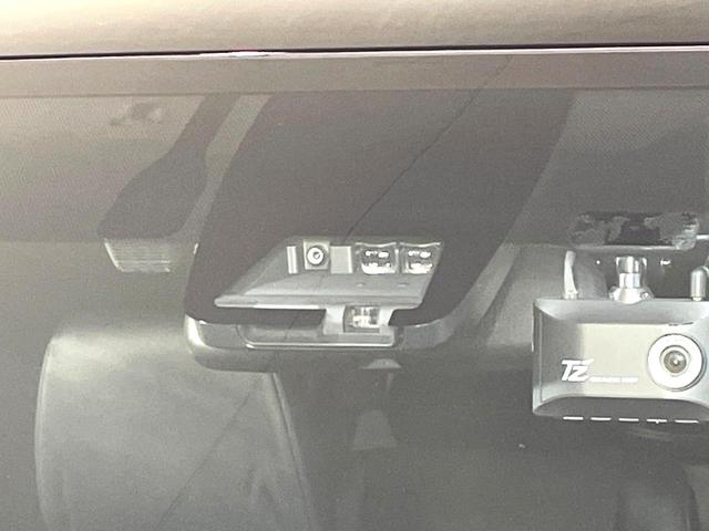 ノア ハイブリッドSi ダブルバイビー 禁煙車 両側電動スライドドア 純正10型ナビ フリップダウンモニター バックカメラ トヨタセーフティセンス シートヒーター リアオートエアコン クルコン LEDヘッド ETC(24枚目)