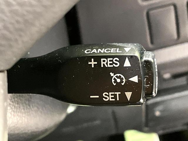 ノア ハイブリッドSi ダブルバイビー 禁煙車 両側電動スライドドア 純正10型ナビ フリップダウンモニター バックカメラ トヨタセーフティセンス シートヒーター リアオートエアコン クルコン LEDヘッド ETC(35枚目)