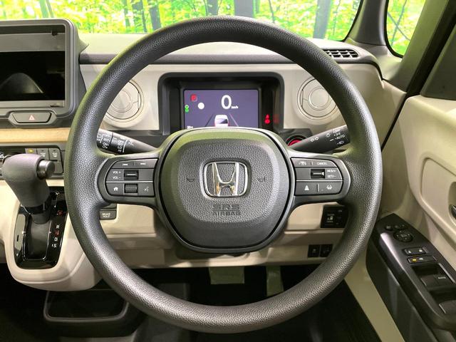 ステアリングも使用感が少なく、きれいな状態となっております♪