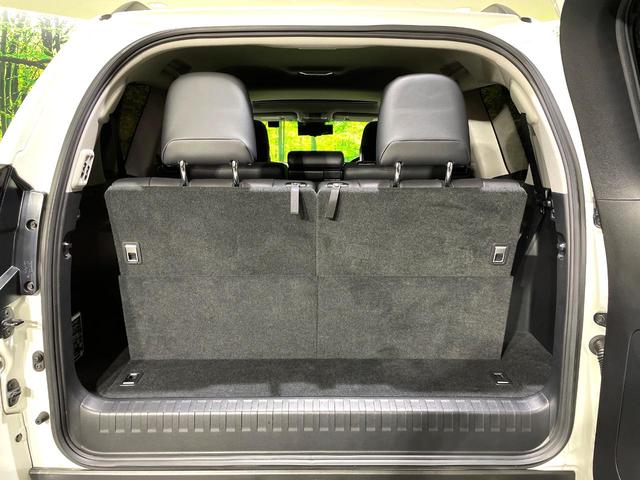 普段のお買い物や通勤、送迎等に十分な荷室スペースを確保しております。
