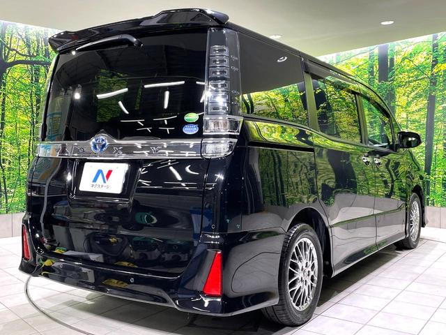 ヴォクシー ハイブリッドＺＳ　煌ＩＩＩ　禁煙車　両側パワースライドドア　純正１０インチナビ　バックカメラ　セーフティセンス　デジタルインナーミラー　クルーズコントロール　シートヒーター　ＥＴＣ　クリアランスソナー（17枚目）