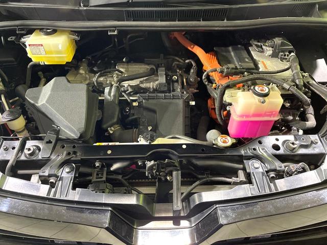 ヴォクシー ハイブリッドＺＳ　煌ＩＩＩ　禁煙車　両側パワースライドドア　純正１０インチナビ　バックカメラ　セーフティセンス　デジタルインナーミラー　クルーズコントロール　シートヒーター　ＥＴＣ　クリアランスソナー（18枚目）