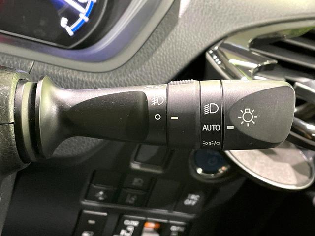 ヴォクシー ハイブリッドＺＳ　煌ＩＩＩ　禁煙車　両側パワースライドドア　純正１０インチナビ　バックカメラ　セーフティセンス　デジタルインナーミラー　クルーズコントロール　シートヒーター　ＥＴＣ　クリアランスソナー（30枚目）